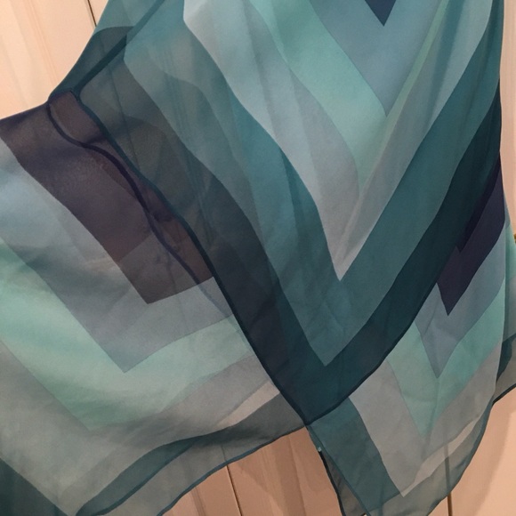 BCBG MAXAZARIA COCKTAIL DRESS - Picture 9 of 16